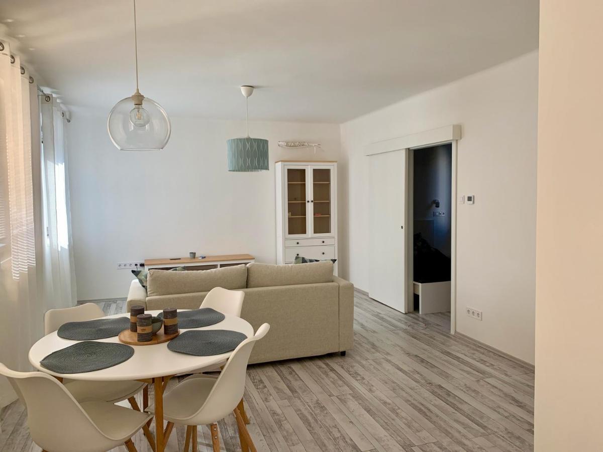 Old Town Apartment Székesfehérvár Eksteriør bilde